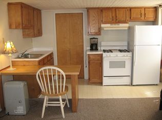 16 8th St #B, Wheeling, WV 26003