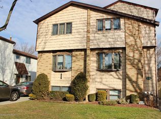 415 Getz Ave, Staten Island, NY 10312