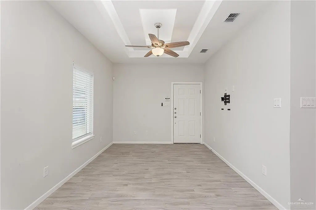 2 bed, 2.0 bath, 954 sqft, $1,200 — Photo 2