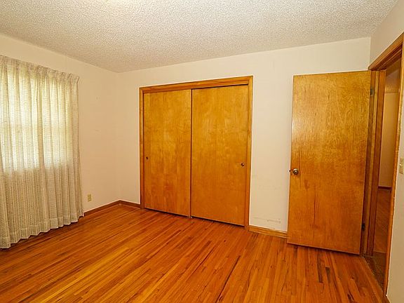 5th image of 248 W Lee Ct