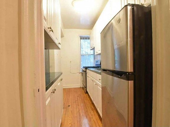 5th image of 739 W 186th St APT 3G