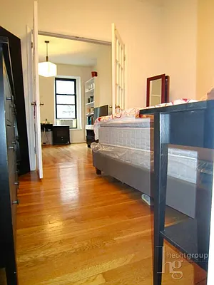 Rented by Hecht Group | media 12