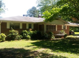 550 Riverside Dr, East Gadsden, AL 35903