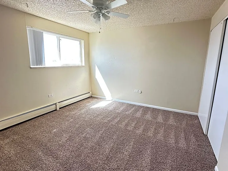 1420 W 71st Pl — Photo 25