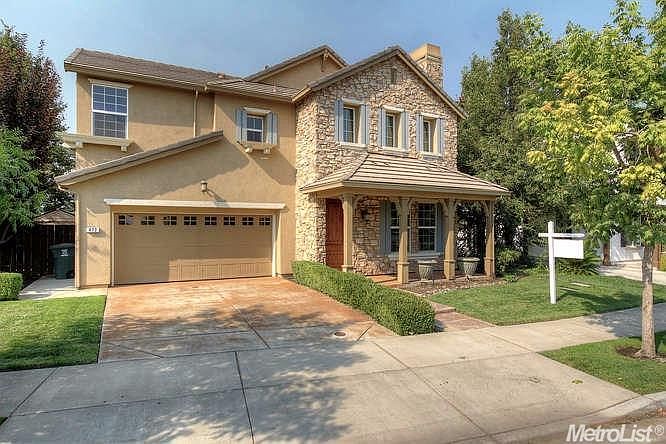 1st image of 472 Merlot Dr