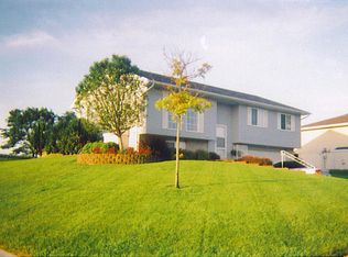 829 Bordeaux Ave, Bellevue, NE 68123