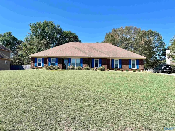 208 Laurinda Dr, Harvest, AL 35749