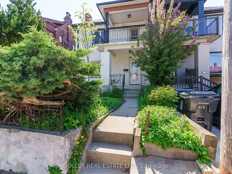 210 Westmount Ave #1 — Photo 47