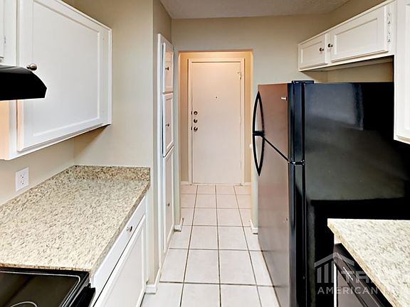 4th image of 4608 Fernwood Dr