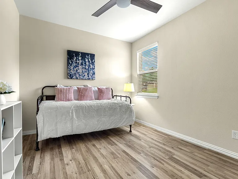 900 Sonoma Dr — Photo 14