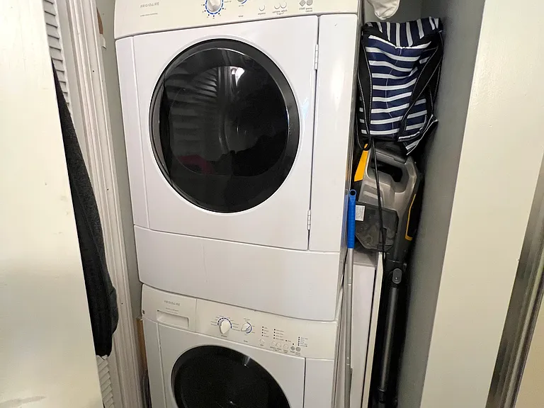 25 Sackville St #1 — Photo 9