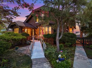 3132 S New York Ave, Milwaukee, WI 53207