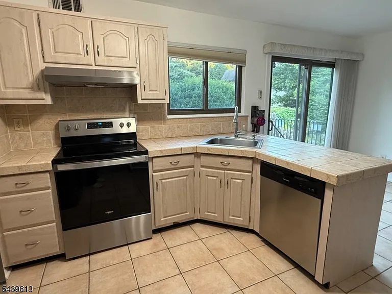 13229 Dell Pl #229 — Photo 9