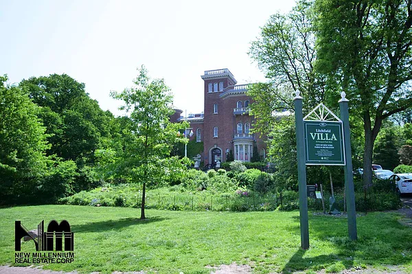 Sold by NMRE | media 22