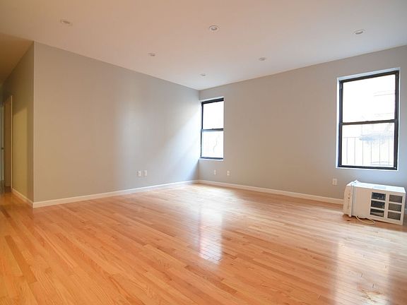 5th image of 602 W 139th St APT 40