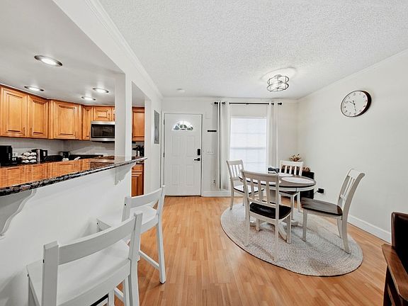 3rd image of 601 S Matanzas Ave #B