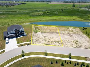 9313 Concord Rd, Saint John, IN 46373