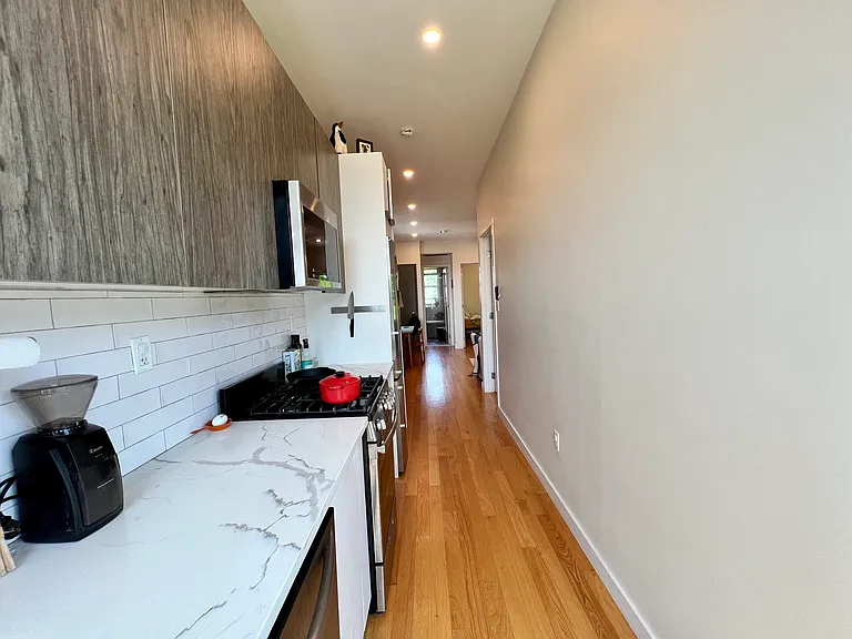 1390 Bedford Ave #4 — Photo 10