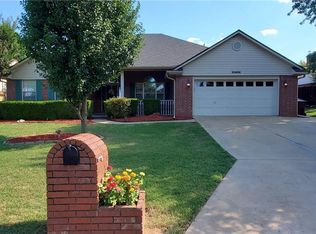 10404 Riverview Dr, Fort Smith, AR 72903