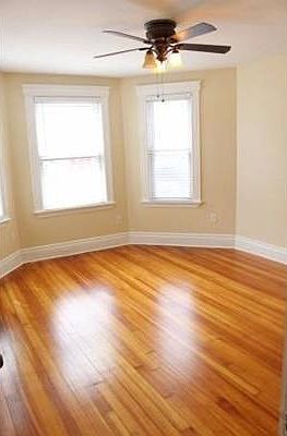 5th image of 109 Harrishof St