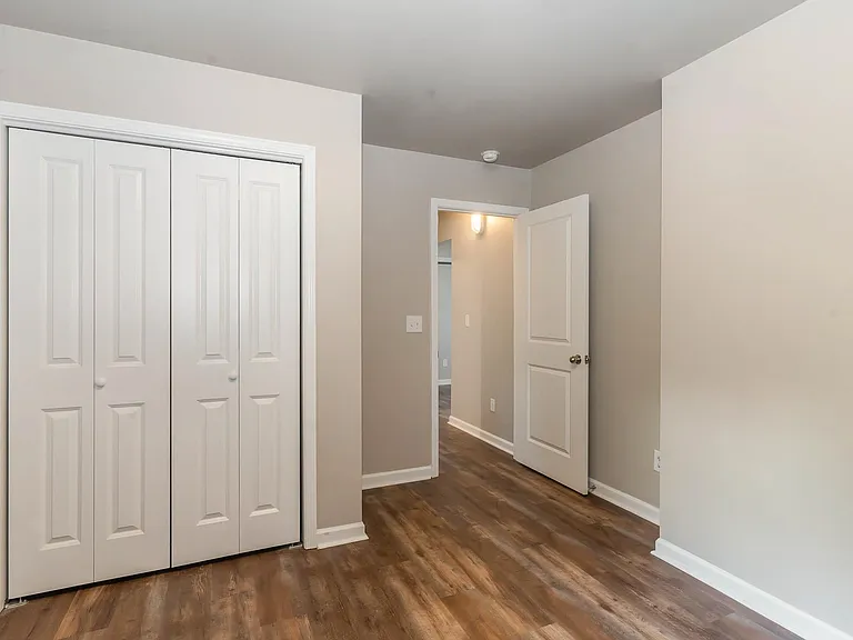 908 Mapleash Ave — Photo 16