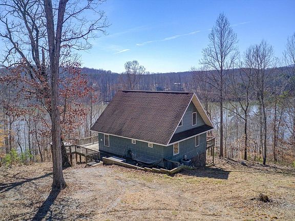 5th image of 150 Reservoir View Dr