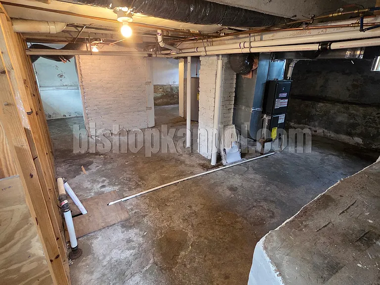 625 Crystal Ave — Photo 10