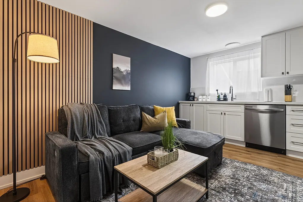 1 Bedroom - 610 King St E — Photo 4