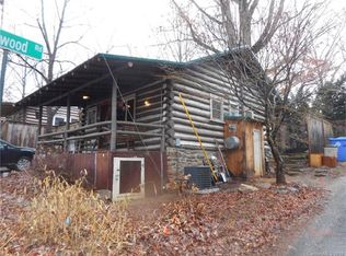 12 Rhododendron Dr, Asheville, NC 28805