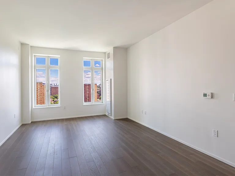 543 W 122nd St #11B — Photo 4