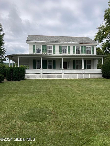 2nd image of 3 Warner Hill Road