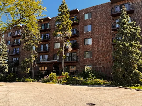 6525 N Nashville Ave #407D, Chicago, IL 60631