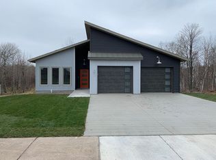 301 Coffee Creek Blvd, Duluth, MN 55811