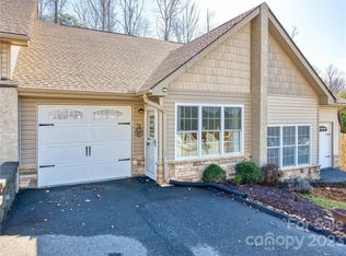 74 Aberdeen Dr, Arden, NC 28704