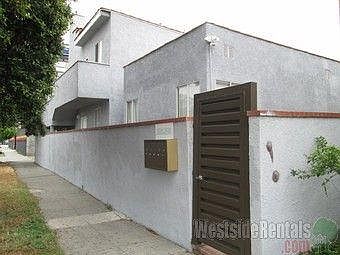 1st image of 2612 La Cienega Ave #2612