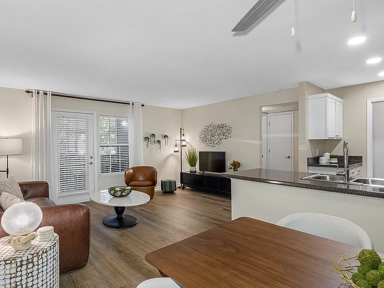 The Colony at Deerwood Apartments — Photo 16