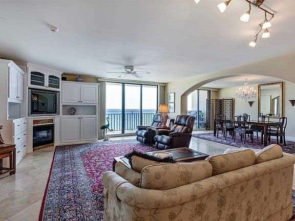 2nd image of 605 Port Royal Way #605