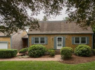189 Russell Ln, Abington, MA 02351