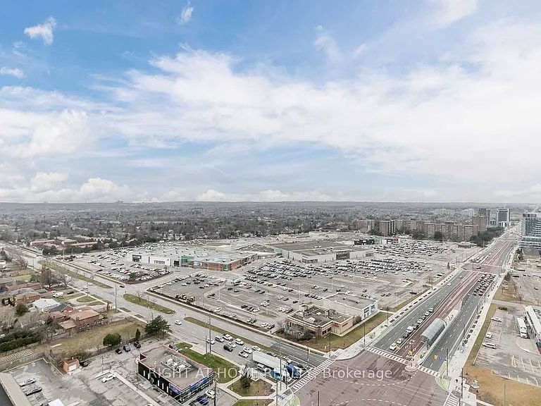 9201 Yonge St E #2213 — Photo 15