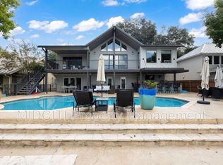 180 Lake Ridge Dr, Seguin, TX 78155