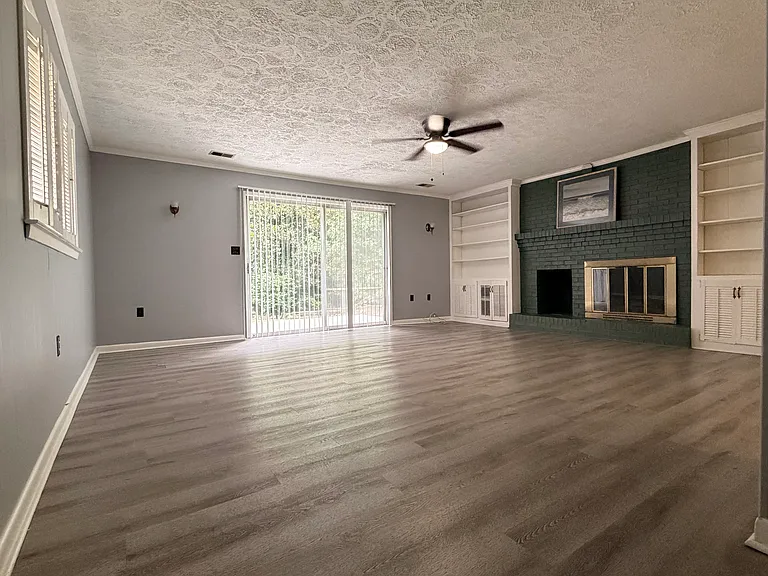 3284-2 N Embry Cir — Photo 11