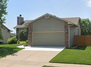 3009 E Kite St, Wichita, KS 67219