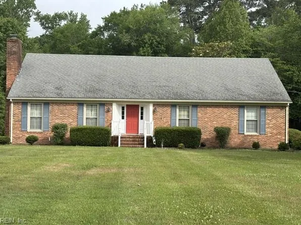 104 Pine Ave, Franklin, VA 23851