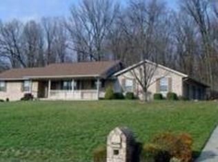 1744 Gregory Ln, Jasper, IN 47546