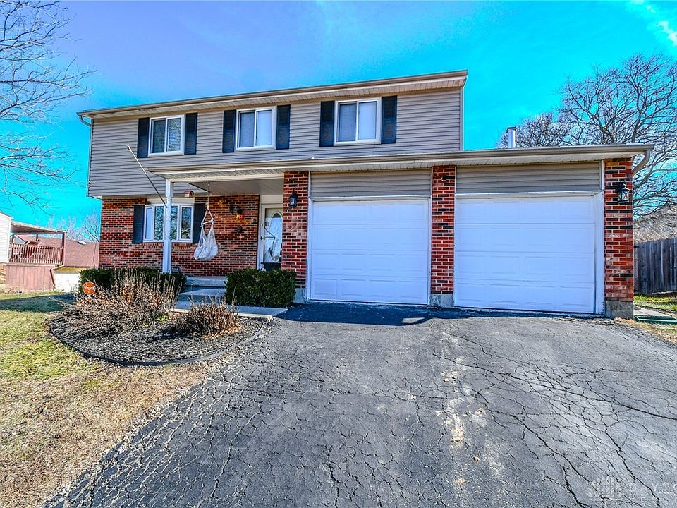 1st image of 808 Decker Dr
