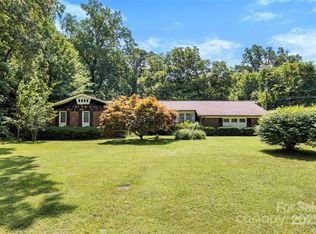 218 Rose St, Mount Holly, NC 28120