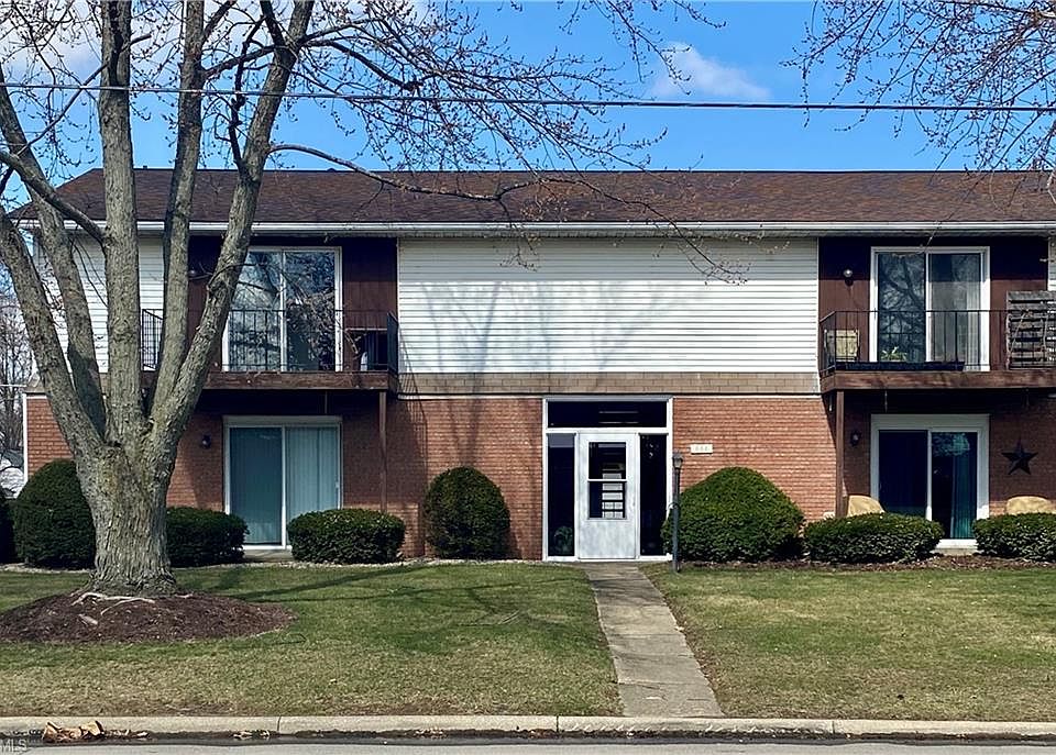 1st image of 666 Katherine Ave