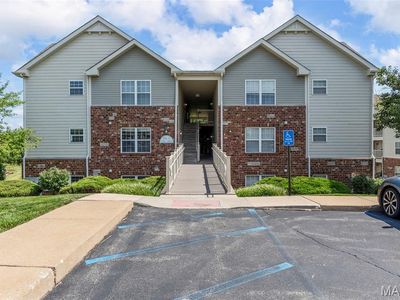 1422 Piedmont Cir UNIT 202, Saint Charles, MO, 63304
