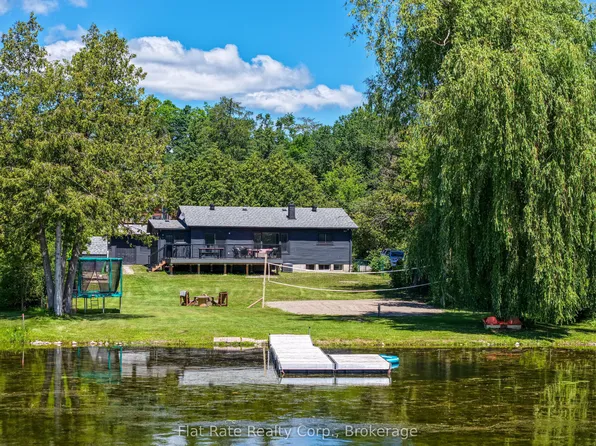 150 Maryland Dr, Selwyn, ON K9J 0C5