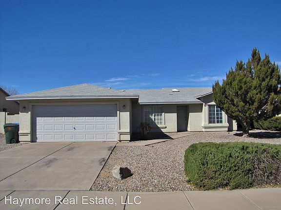 2nd image of 2933 Thunderbird Dr